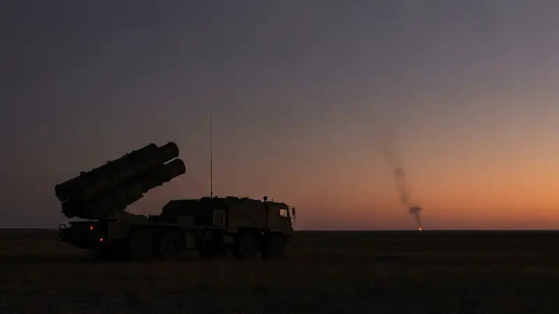 Ukraine Strikes Russian Refineries, Secures Advanced Air Defense Systems