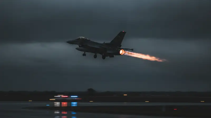 Poland Scrambles Jets as Russian Missiles Strike Ukraine, Raising Border Tensions