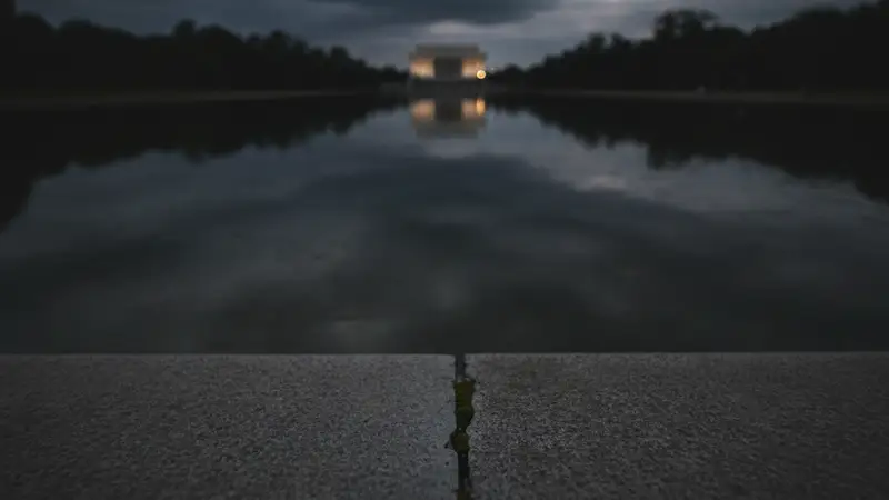 Justice Department Drops Charges Against Olympian in Lincoln Memorial Pool Damage Case